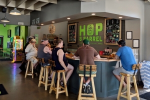 Hop & Barrel Bar