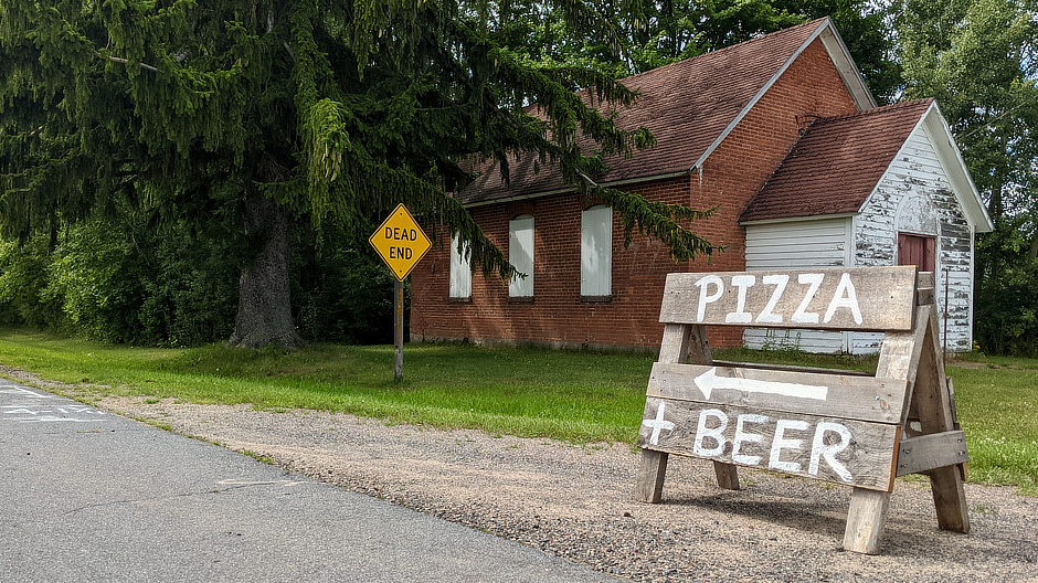 Sawmill Pizza and Beer